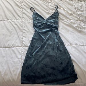 small/medium green velvet mini bodycon dress